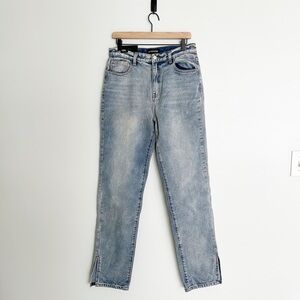 PrettyLittleThing Straight Leg Split Hem Detail Denim Jeans